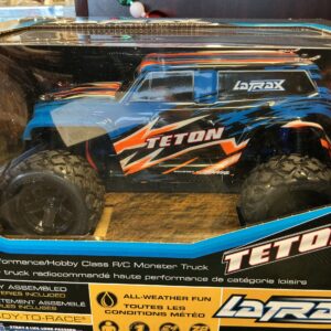 76054-5 1/18 Latrax Teton Blue