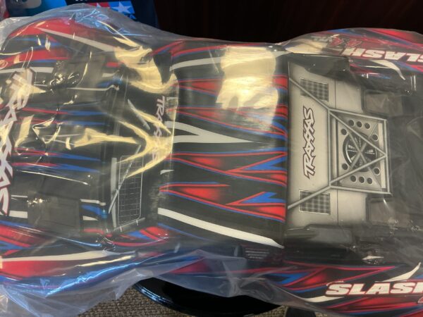 6946-RED Body Slash 4x4 RED CLIPLESS