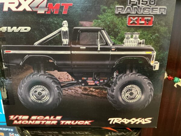 image-1018.jpg 98044-1 TRX-4M F150 Monster Truck Black