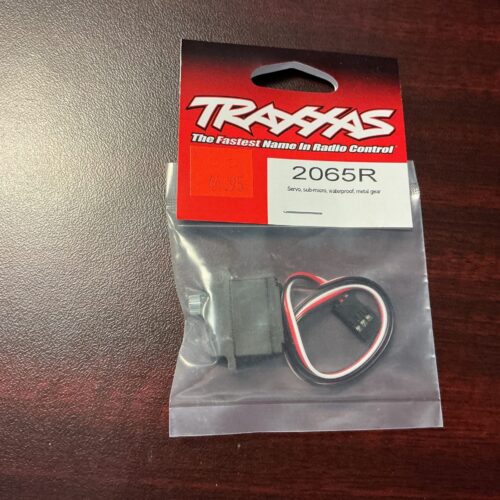 image-1019.jpg Traxxas 2065R servo sub-micro metal gear
