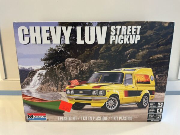 image-103.jpg Chevy luv street pickup