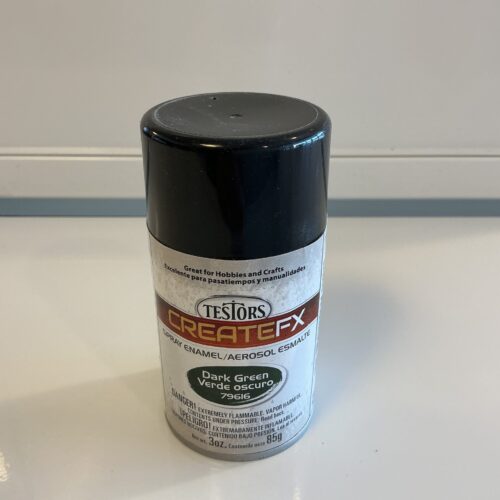 Dark green spray enamel