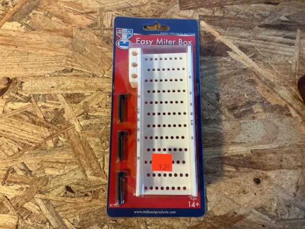 image-399.jpg Easy miter box