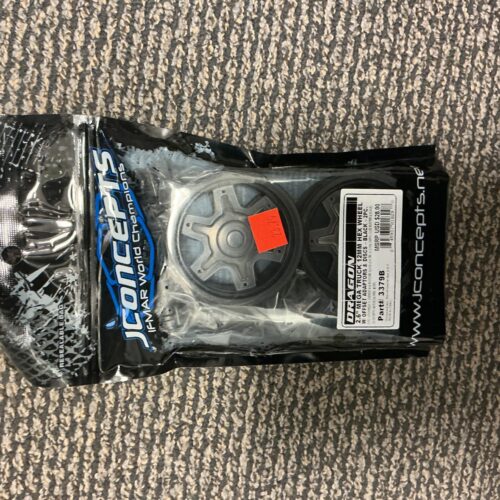 image-607.jpg Dragon mega truck tire