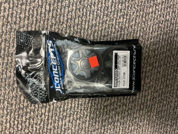 image-607.jpg Dragon mega truck tire