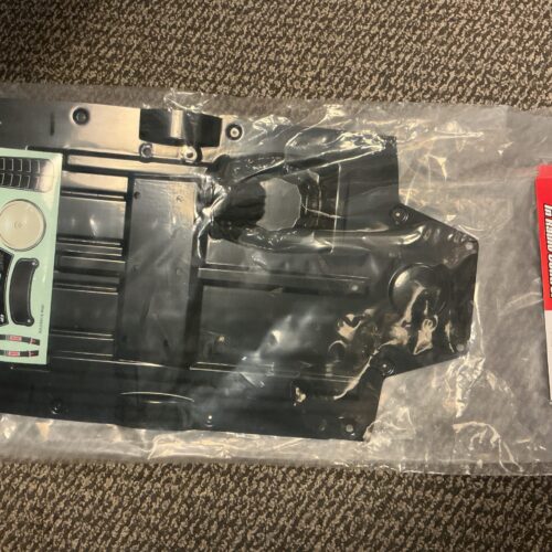 Interior slash modified black